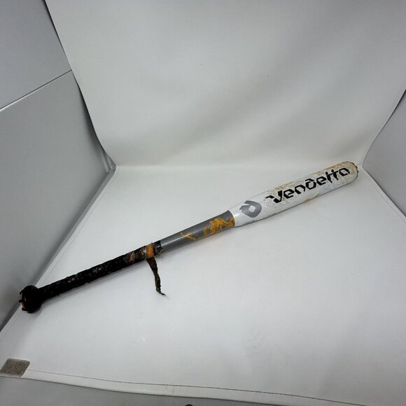 Demarini Vendetta VCF14 Fastpitch Softball Bat 30in 18oz -12 C6 Composite 30 - Picture 1 of 16